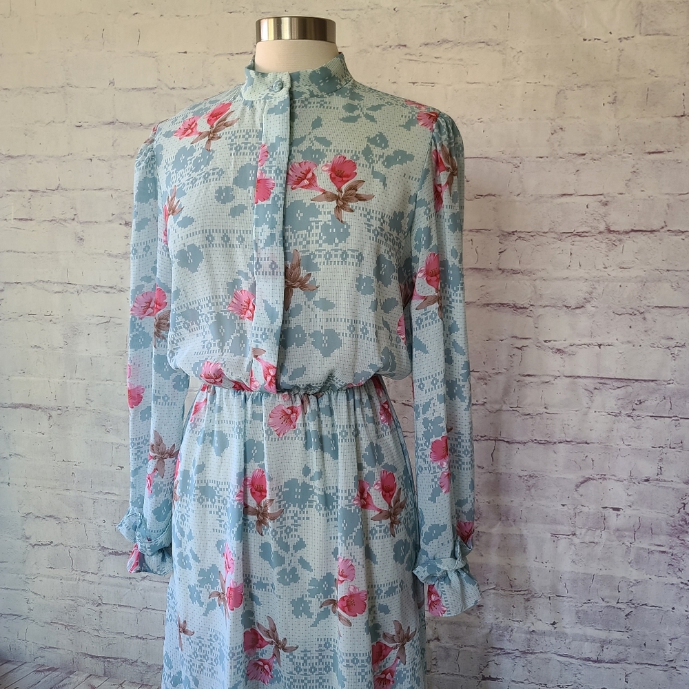 Vintage 1970s Semi Sheer Long Sleeve Blue Pink Floral Print Secretary Dress 12